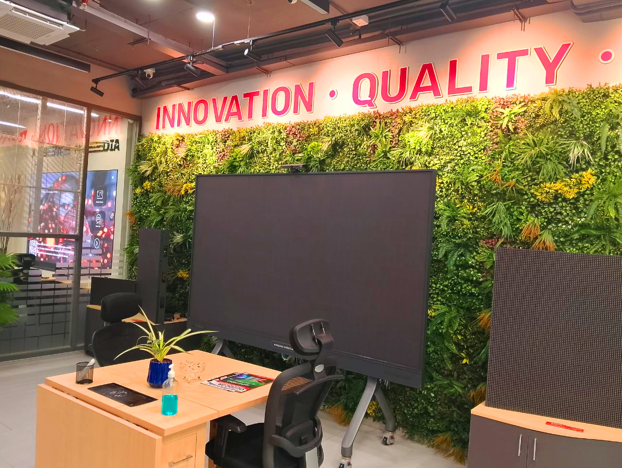 Office 1